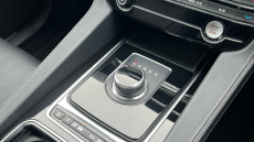 Jaguar F-Pace 2.0d [240] Chequered Flag 5dr Auto AWD Diesel Estate